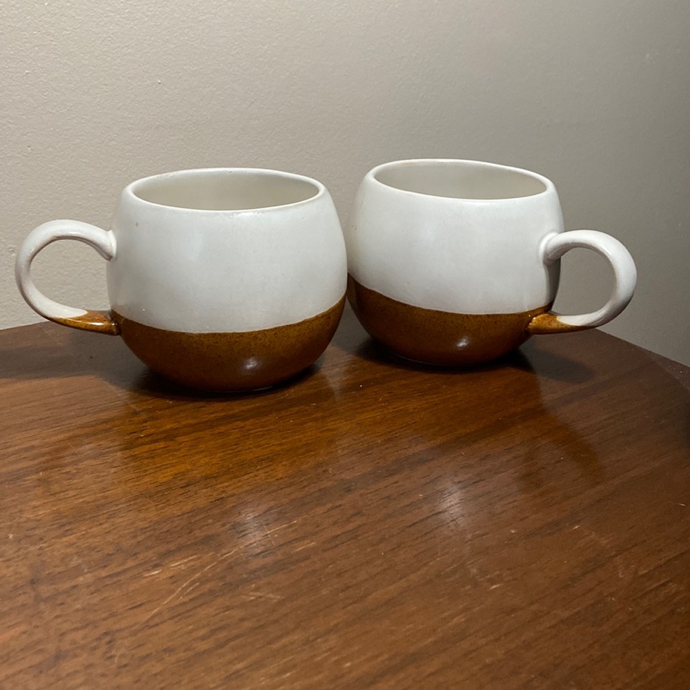 Pair of Mugs -  White and Brown